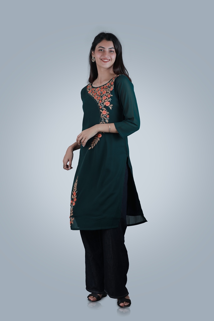 Kurti with embroidery - Image 3