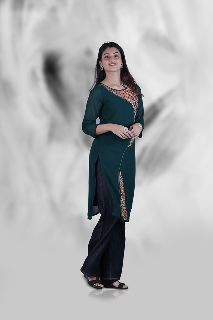 Kurti with embroidery - Image 2