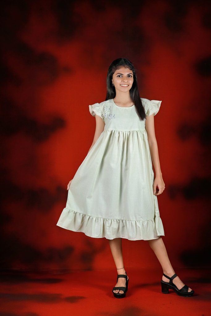 Dress with print - Image 5