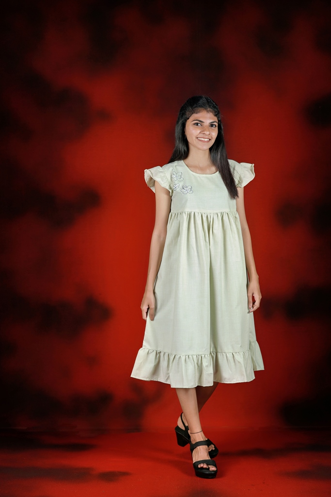 Dress with print - Image 2