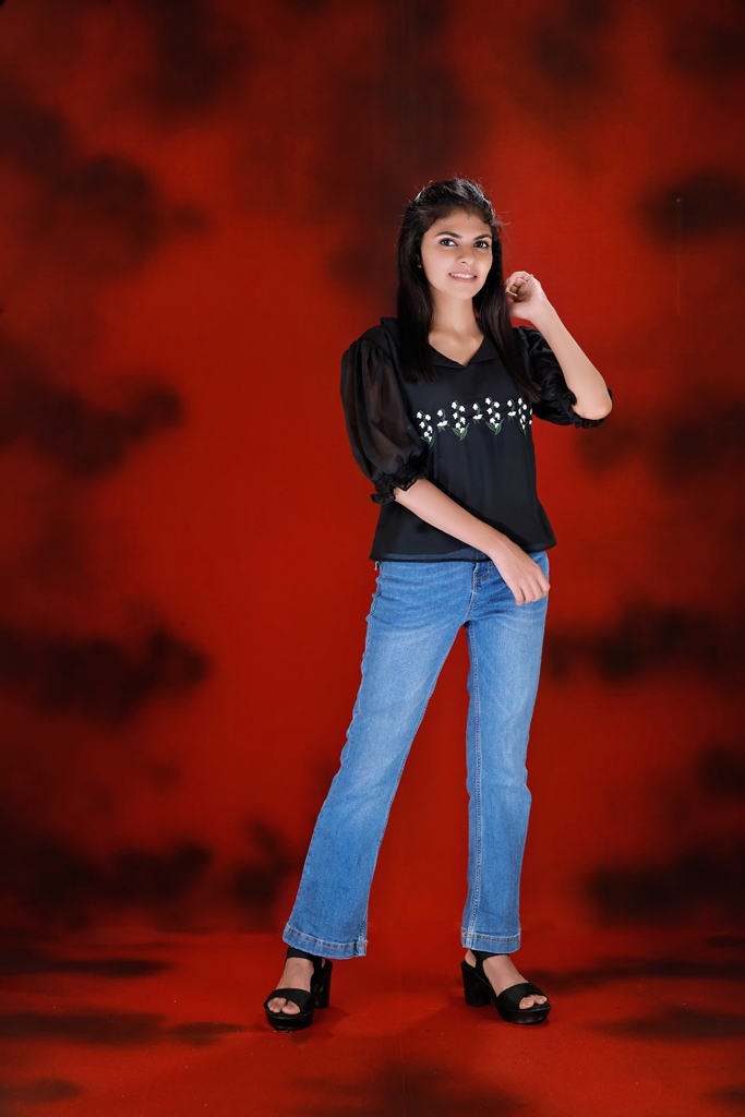 Top with Embroidery - Image 2